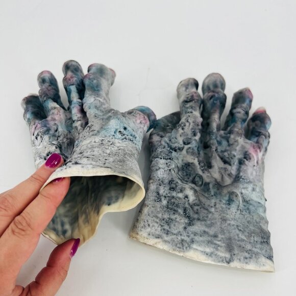 Vintage The Paper Magic Group Rubber Gnarled‎ Hands Gloves Costume Halloween - Picture 2 of 6